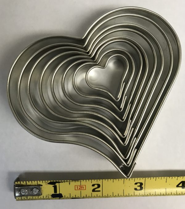 M 8-count Heart Metal Cutter