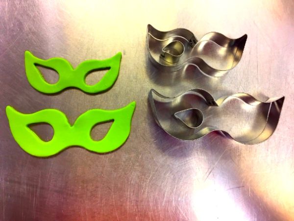 Mask Cutter Set